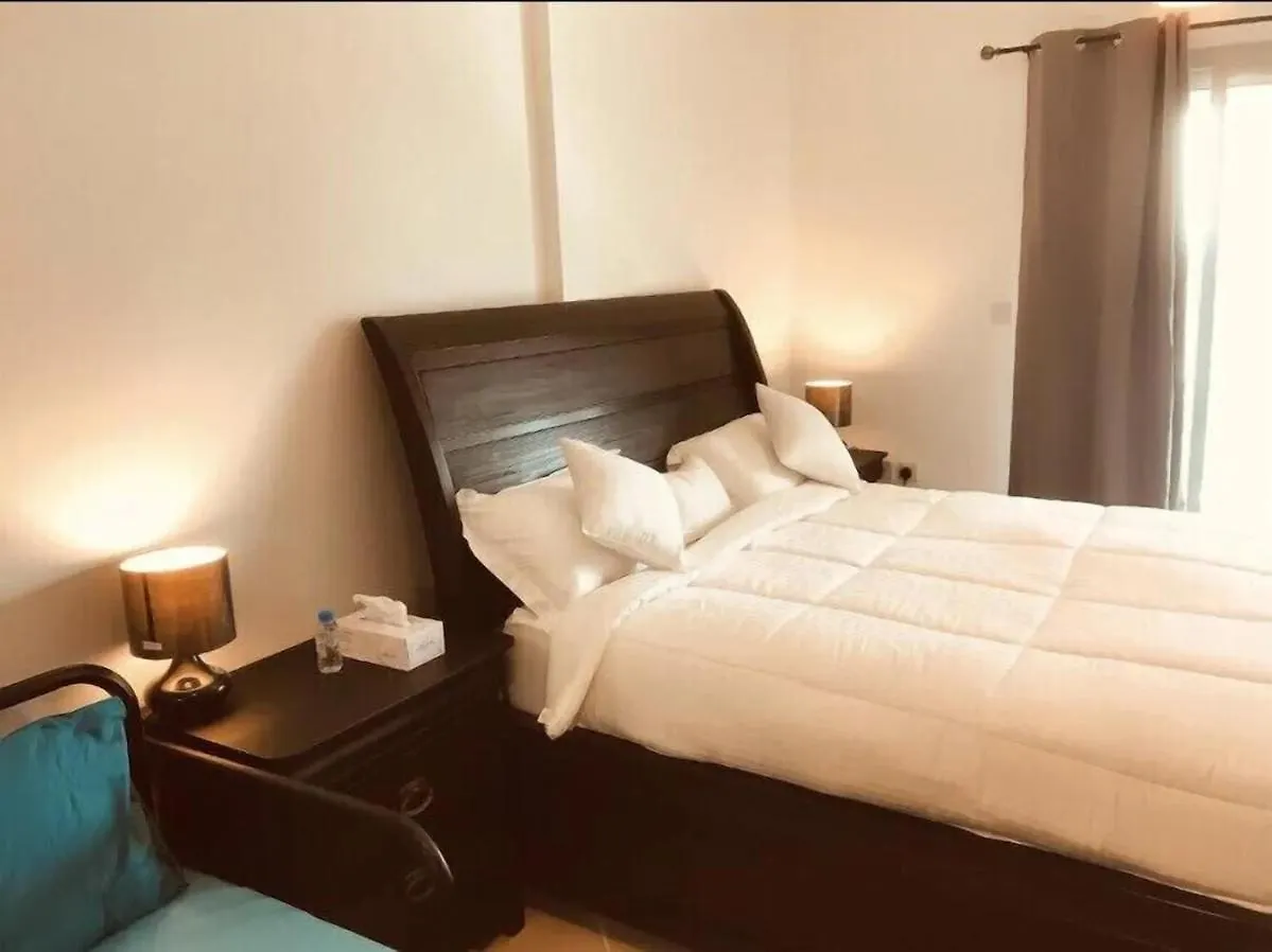 Royal Manor- Marina Diamond 2 Apartment Dubai