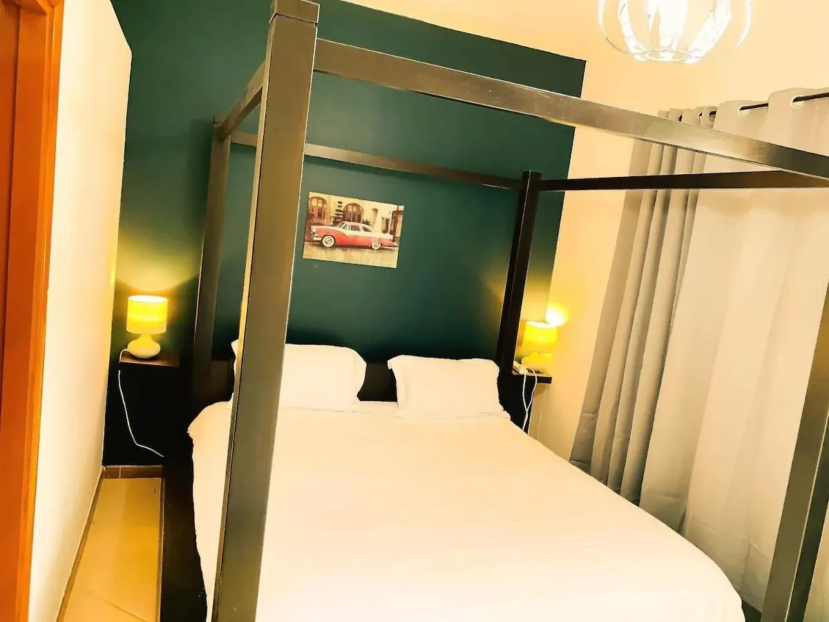Royal Manor- Marina Diamond 2 Apartment Dubai