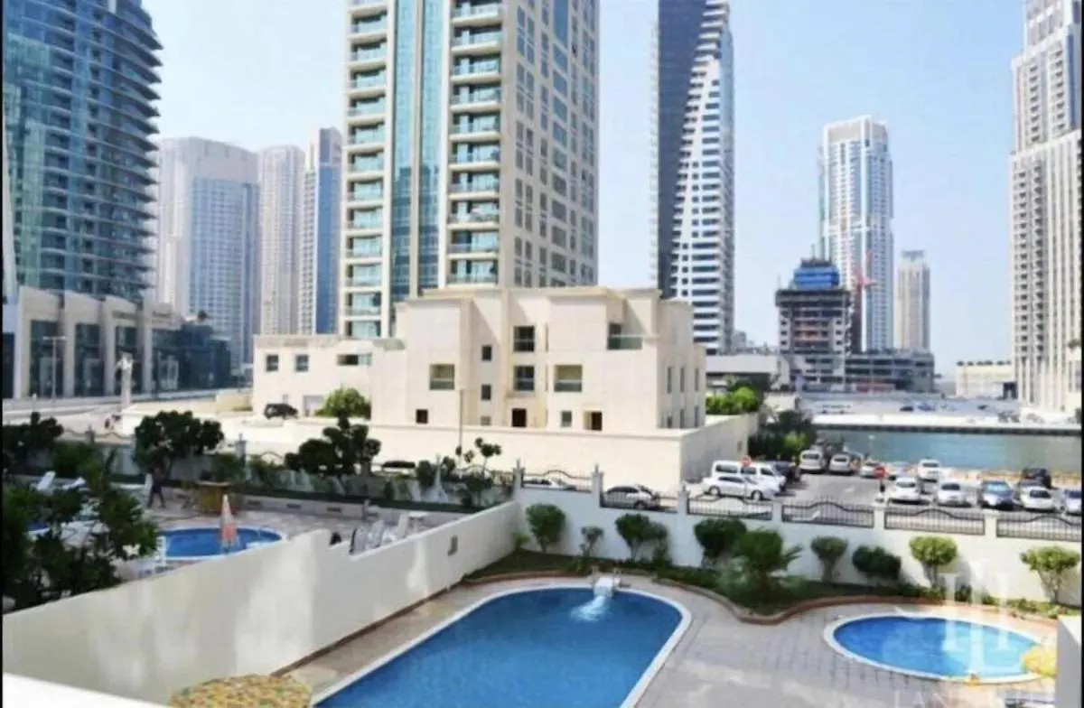 Royal Manor- Marina Diamond 2 Apartment Dubai