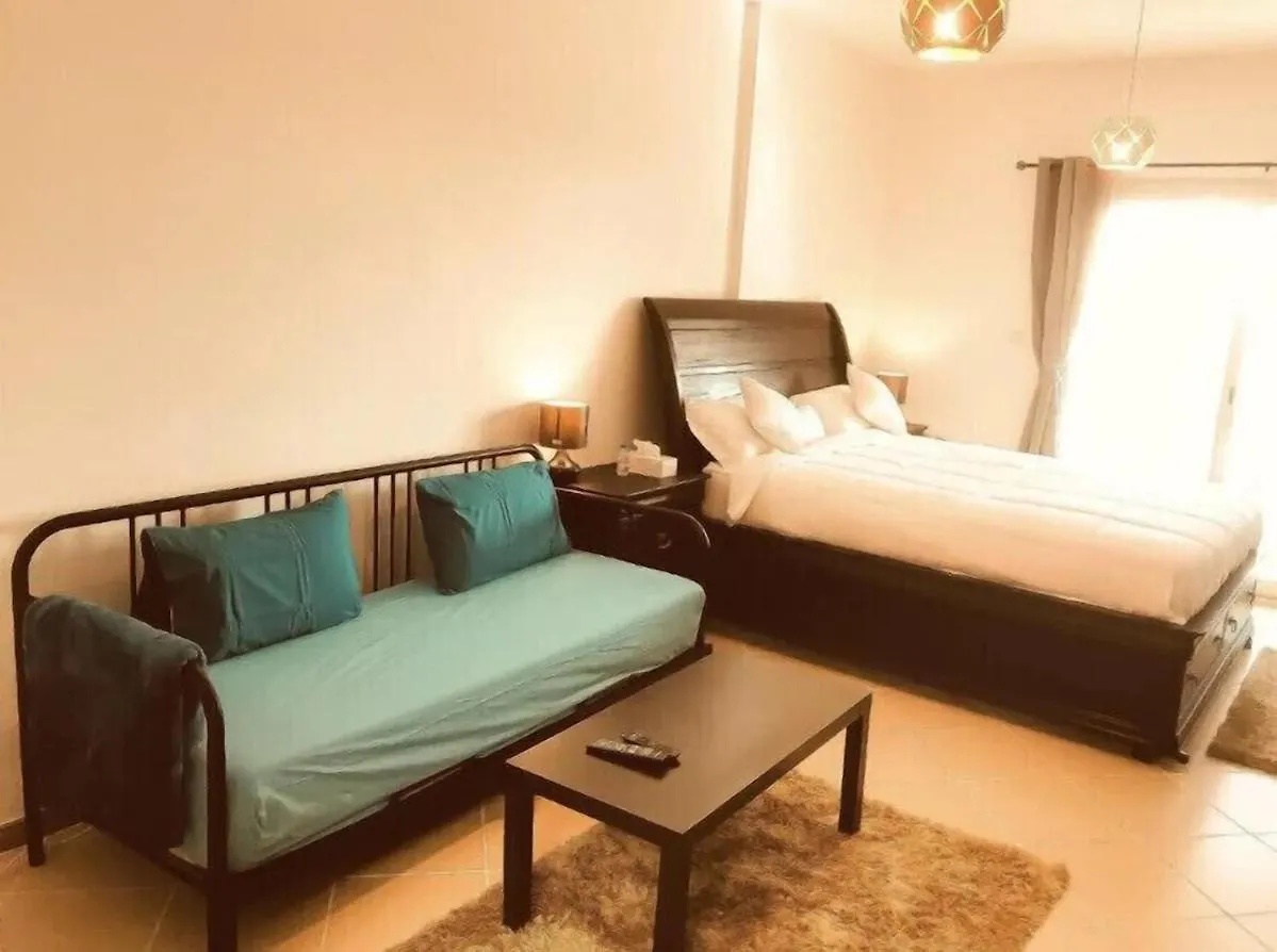 Royal Manor- Marina Diamond 2 Apartment Dubai 0*,  United Arab Emirates