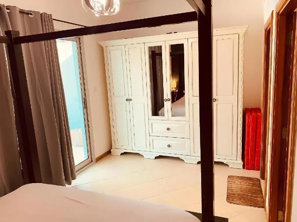Royal Manor- Marina Diamond 2 Apartment Dubai 0*,