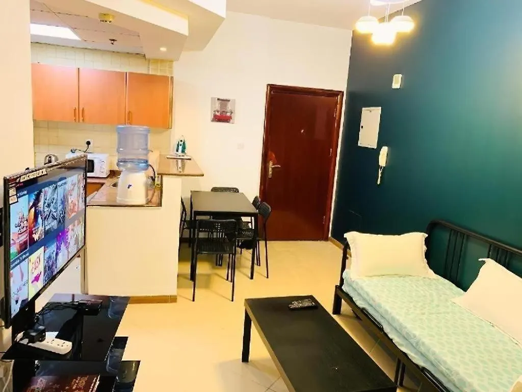 Royal Manor- Marina Diamond 2 Apartment Dubai